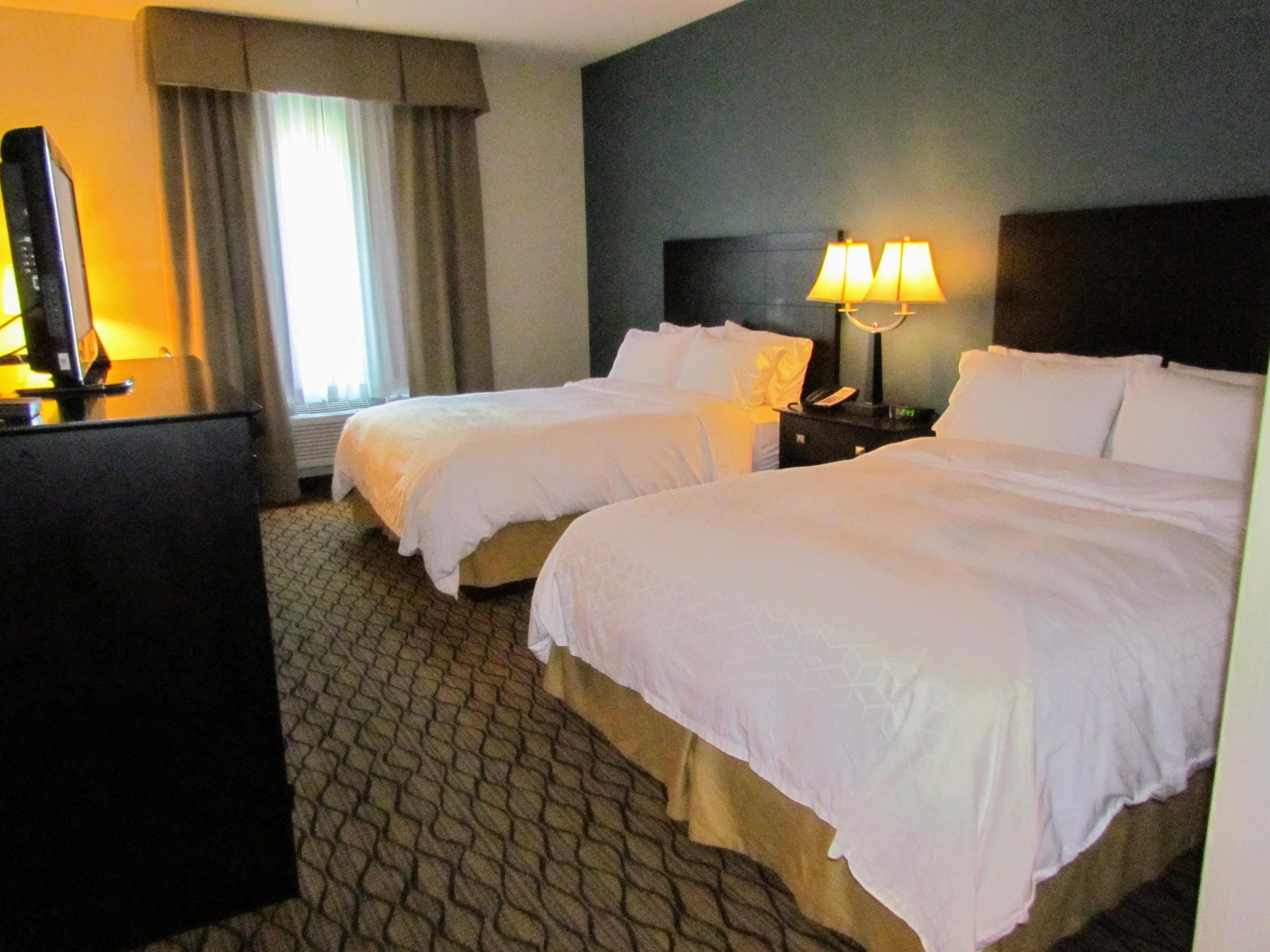 Holiday Inn Express Hotel & Suites Cadillac By Ihg Екстер'єр фото