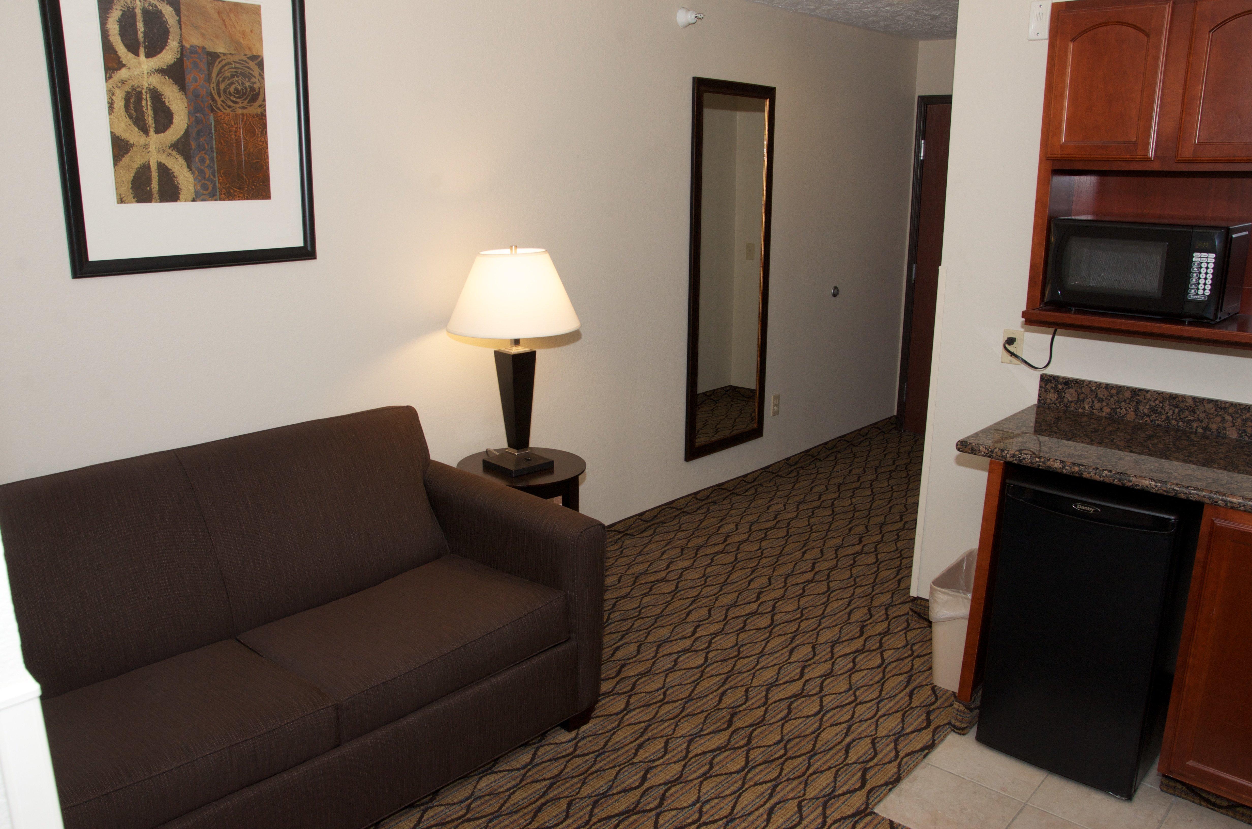 Holiday Inn Express Hotel & Suites Cadillac By Ihg Екстер'єр фото