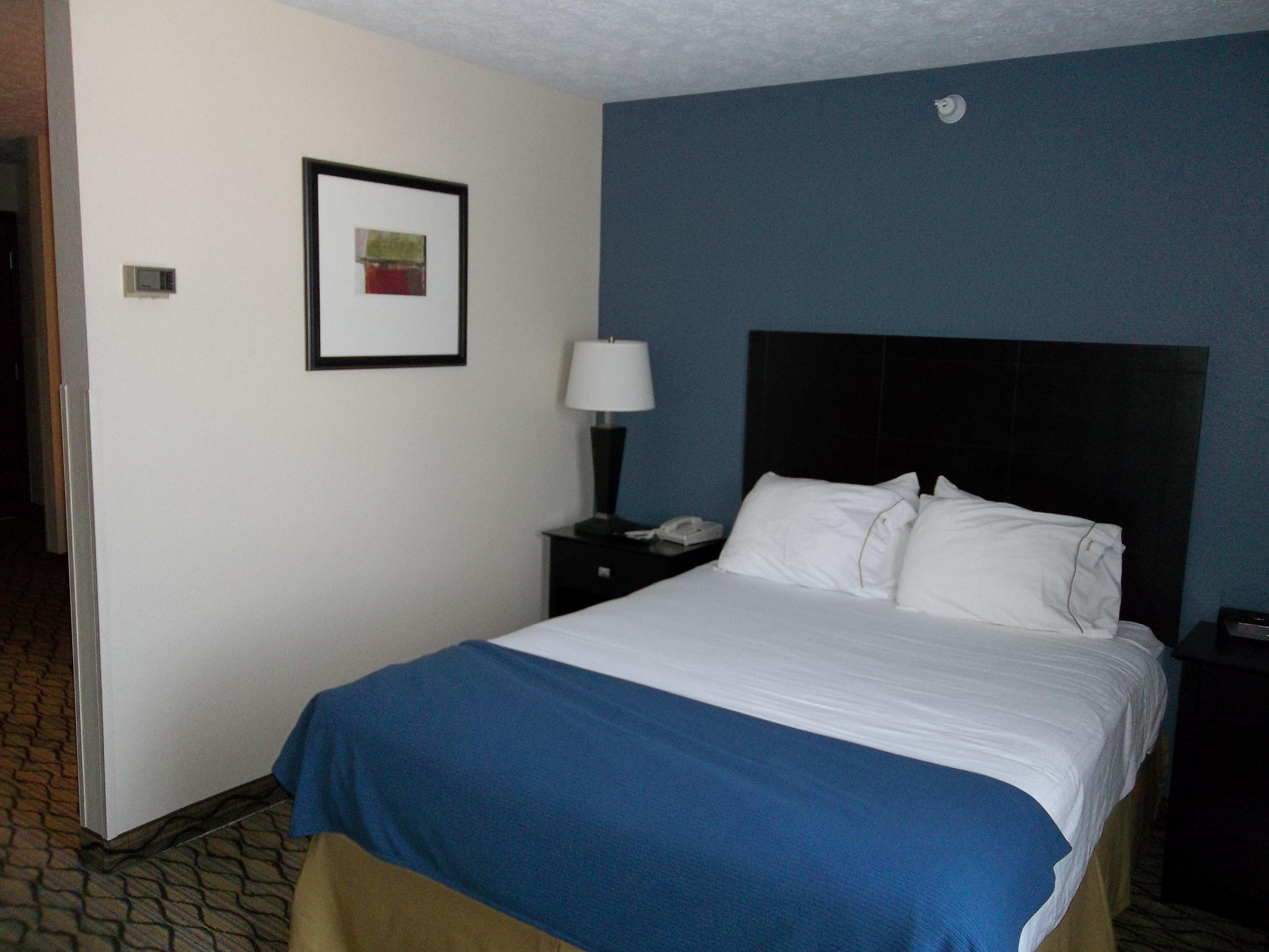 Holiday Inn Express Hotel & Suites Cadillac By Ihg Екстер'єр фото